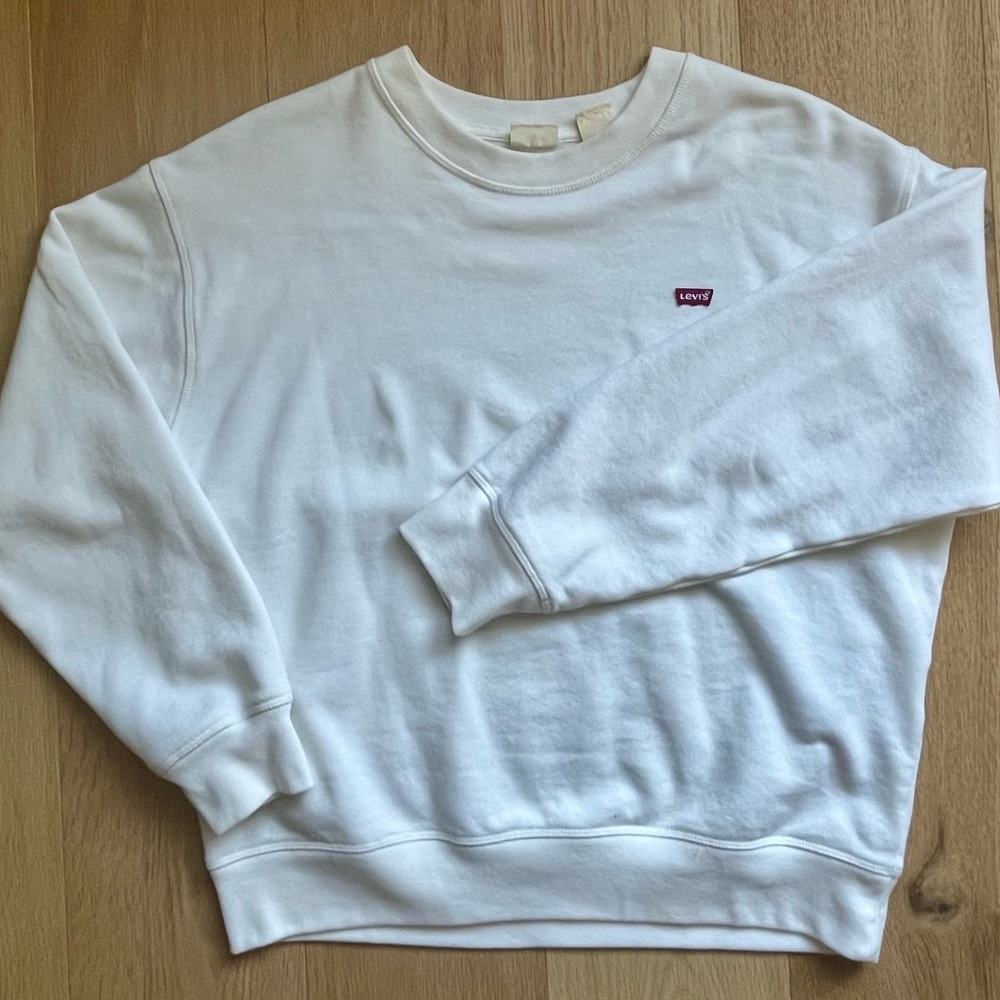 LEVI’S Women’s White Crew Neck Sweatshirt, Size Small.